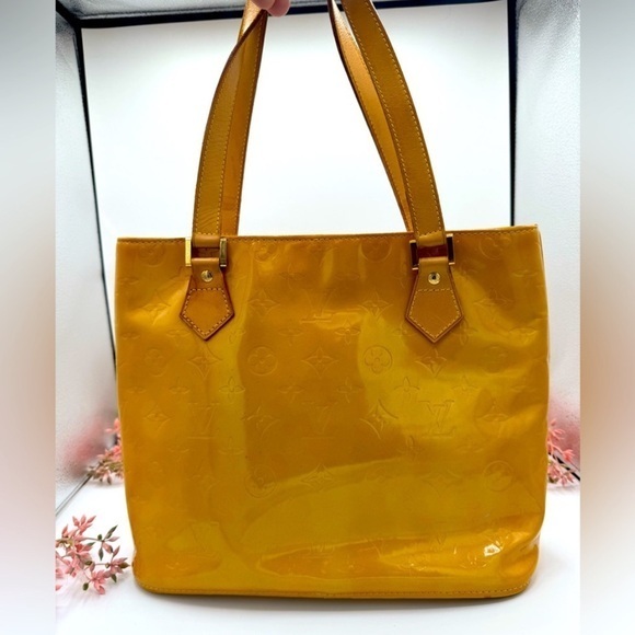 Louis Vuitton Yellow Vernis Leather Houston Shoulder Bag EUC - Picture 1 of 6